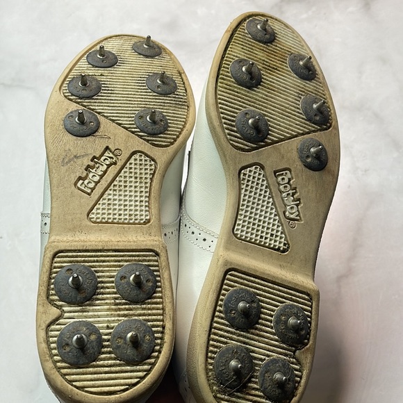 Footjoy Softjoy 98368 Wingtip White Spike Golf Shoes Women’s - Picture 6 of 7
